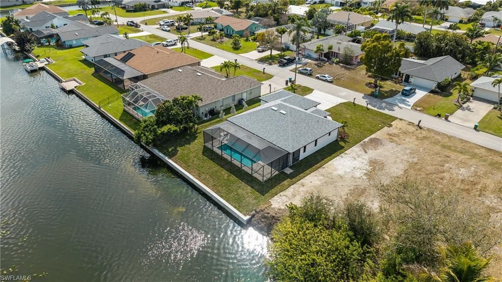 Image 48 of property listing at 3419 SW 5TH PL, Cape Coral, FL 33993