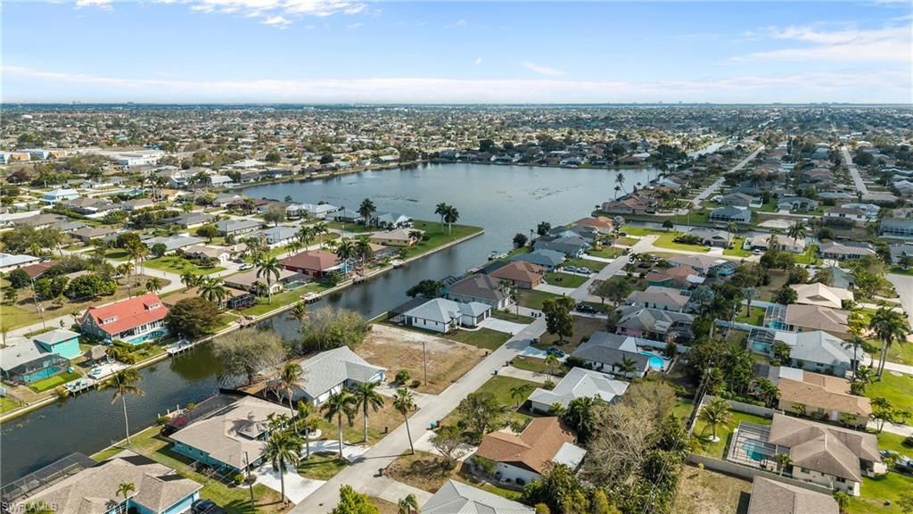 Image 49 of property listing at 3419 SW 5TH PL, Cape Coral, FL 33993