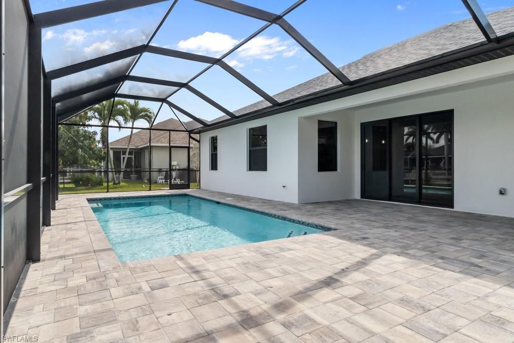 Image 5 of property listing at 3419 SW 5TH PL, Cape Coral, FL 33993