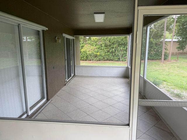 14307 N 80th Lane N, The Acreage, FL 33470