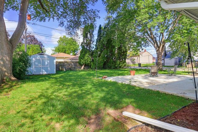 1224 Mackinac AVENUE, South Milwaukee, WI 53172