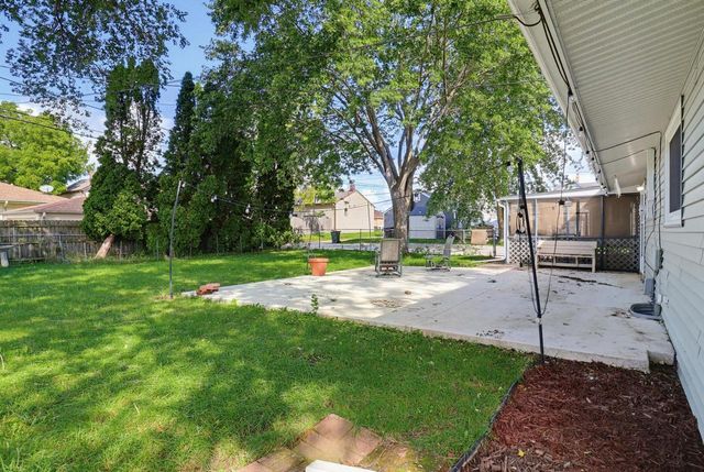 1224 Mackinac AVENUE, South Milwaukee, WI 53172