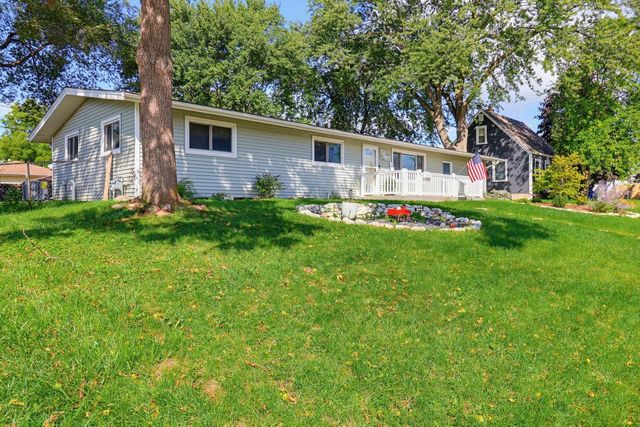 1224 Mackinac AVENUE, South Milwaukee, WI 53172