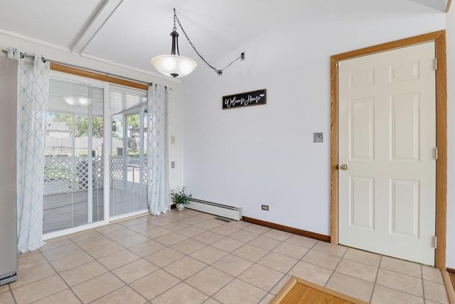 1224 Mackinac AVENUE, South Milwaukee, WI 53172