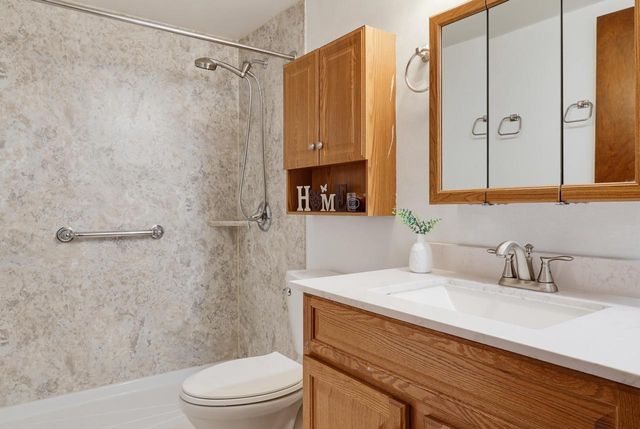 1224 Mackinac AVENUE, South Milwaukee, WI 53172