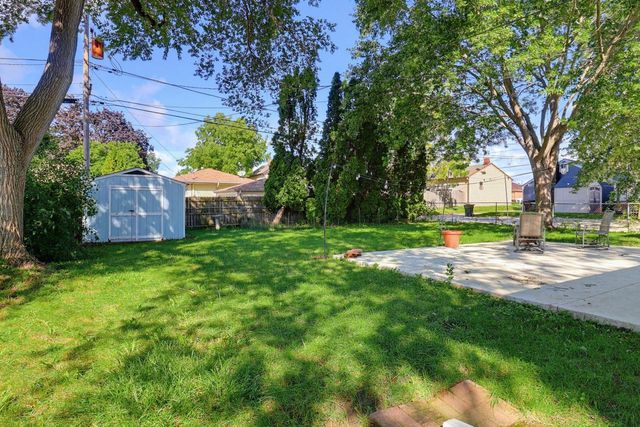 1224 Mackinac AVENUE, South Milwaukee, WI 53172