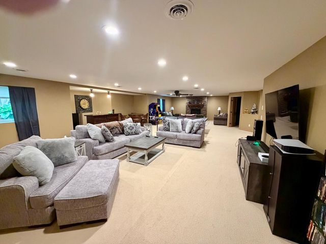 1808 4th Street NE, Willmar, MN 56201