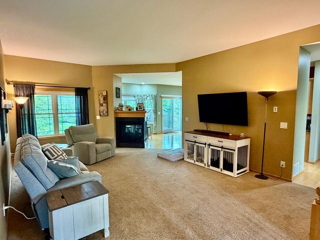 1808 4th Street NE, Willmar, MN 56201
