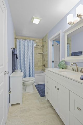 672 Reddington Drive, Redding, CA 96003