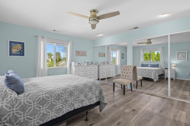 672 Reddington Drive, Redding, CA 96003