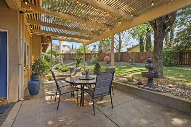 672 Reddington Drive, Redding, CA 96003