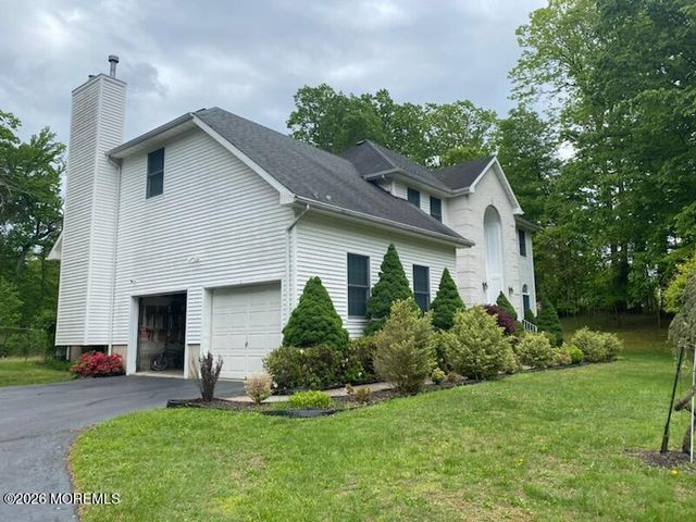 96 Greenwood Road, Morganville, NJ 07751