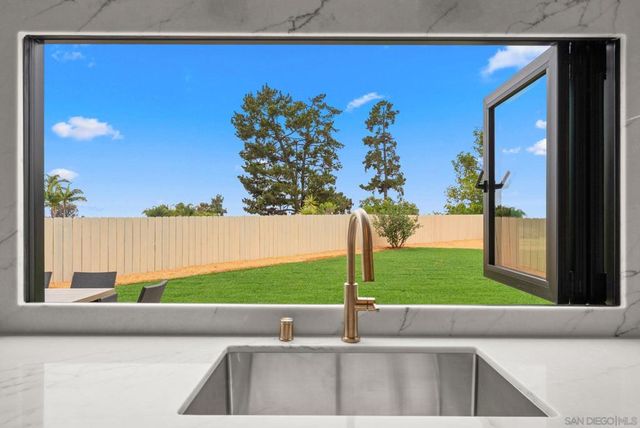 6016 Wenrich Pl, San Diego, CA 92120
