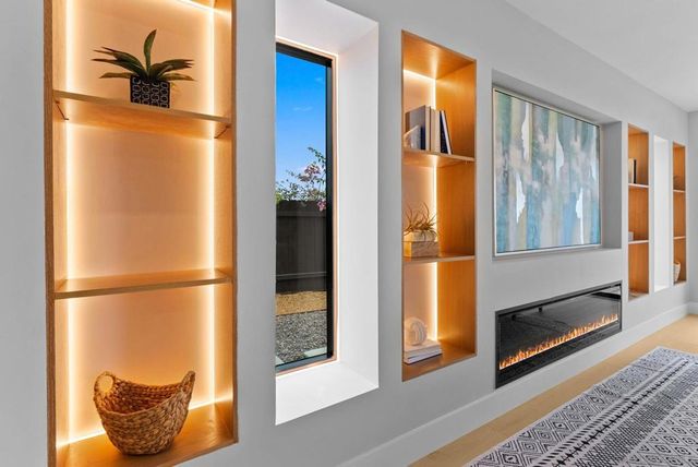 6016 Wenrich Pl, San Diego, CA 92120