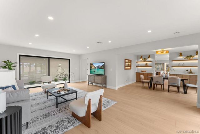 6016 Wenrich Pl, San Diego, CA 92120