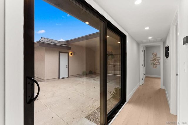 6016 Wenrich Pl, San Diego, CA 92120