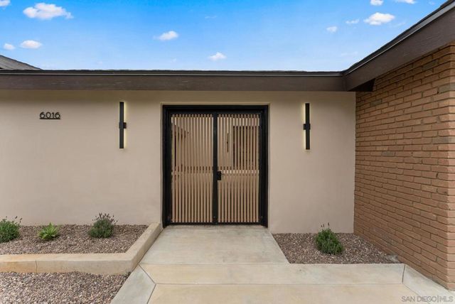 6016 Wenrich Pl, San Diego, CA 92120