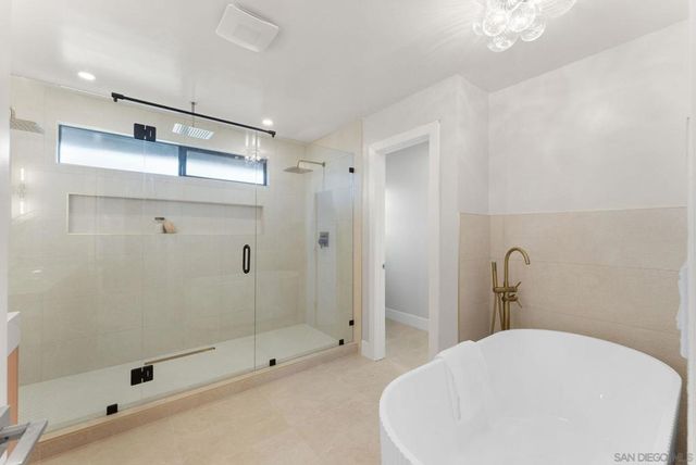 6016 Wenrich Pl, San Diego, CA 92120