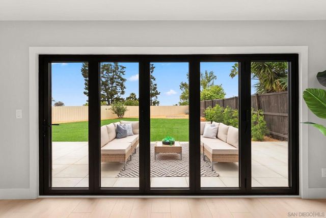 6016 Wenrich Pl, San Diego, CA 92120