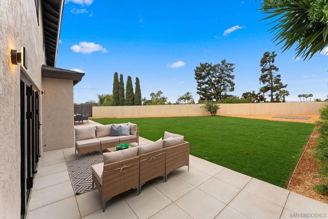 6016 Wenrich Pl, San Diego, CA 92120