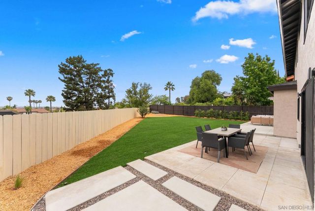 6016 Wenrich Pl, San Diego, CA 92120
