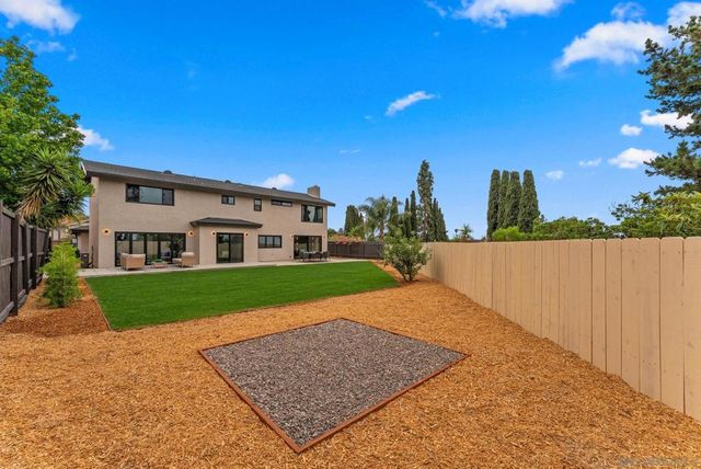 6016 Wenrich Pl, San Diego, CA 92120