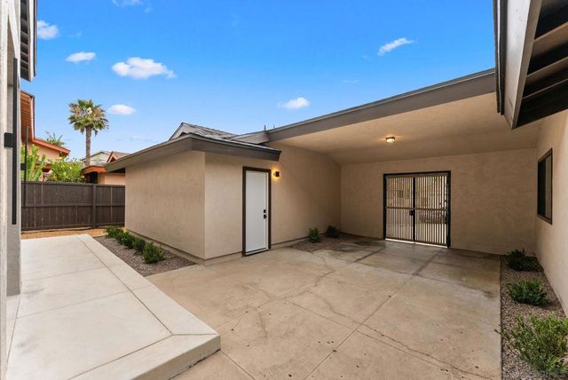 6016 Wenrich Pl, San Diego, CA 92120