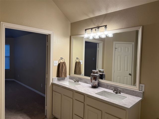 6405 Brownstone Drive, Mckinney, TX 75070