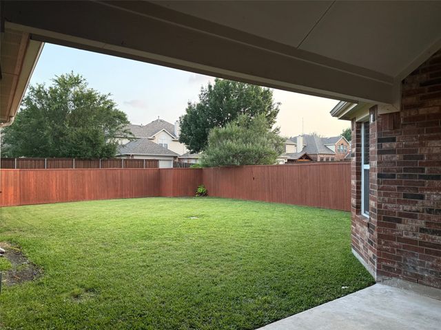 6405 Brownstone Drive, Mckinney, TX 75070