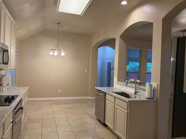 6405 Brownstone Drive, Mckinney, TX 75070