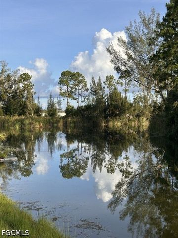 2321 NE 39th ST, Cape Coral, FL 33909