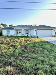 2321 NE 39th ST, Cape Coral, FL 33909