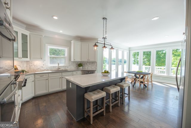 1033 Patina Point, Peachtree City, GA 30269