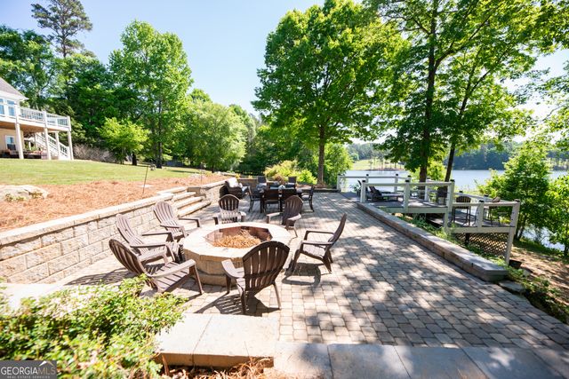 1033 Patina Point, Peachtree City, GA 30269