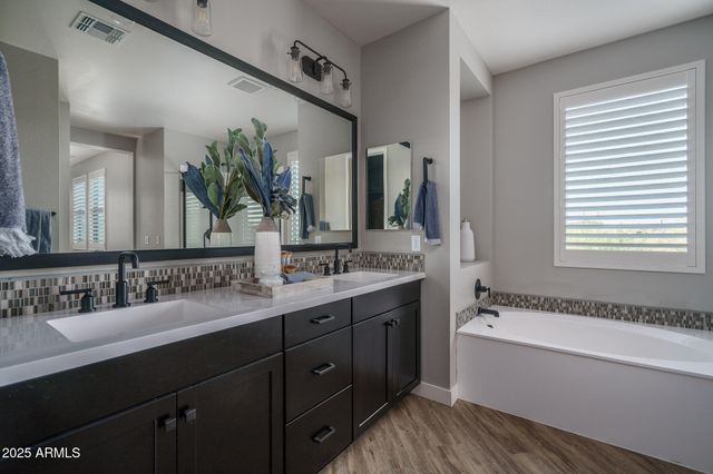 24117 N 162ND Avenue, Surprise, AZ 85387