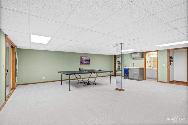 933 Stanton Drive, Naperville, IL 60540