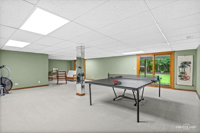 933 Stanton Drive, Naperville, IL 60540