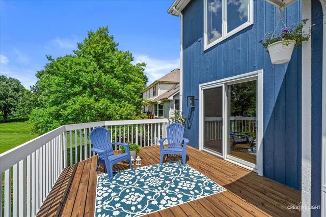 933 Stanton Drive, Naperville, IL 60540
