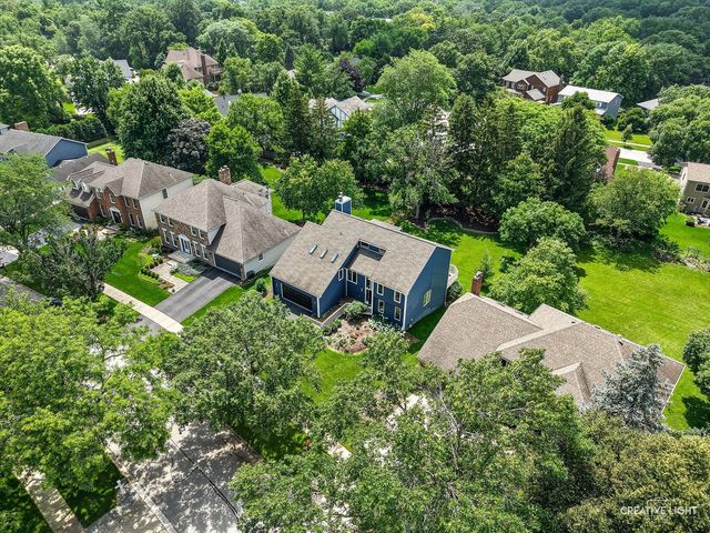 933 Stanton Drive, Naperville, IL 60540