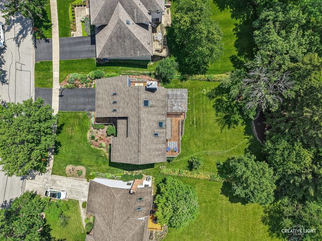 933 Stanton Drive, Naperville, IL 60540