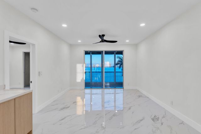 100 Paradise Harbour Boulevard 502, North Palm Beach, FL 33408