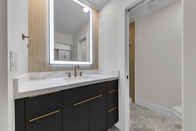 100 Paradise Harbour Boulevard 502, North Palm Beach, FL 33408