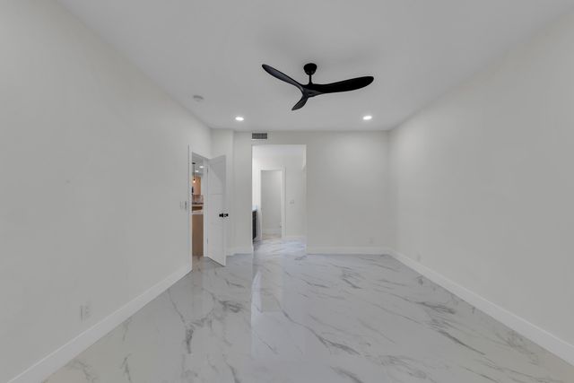 100 Paradise Harbour Boulevard 502, North Palm Beach, FL 33408