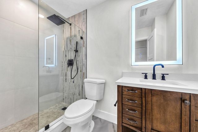 100 Paradise Harbour Boulevard 502, North Palm Beach, FL 33408