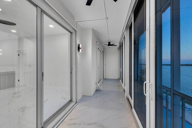 100 Paradise Harbour Boulevard 502, North Palm Beach, FL 33408