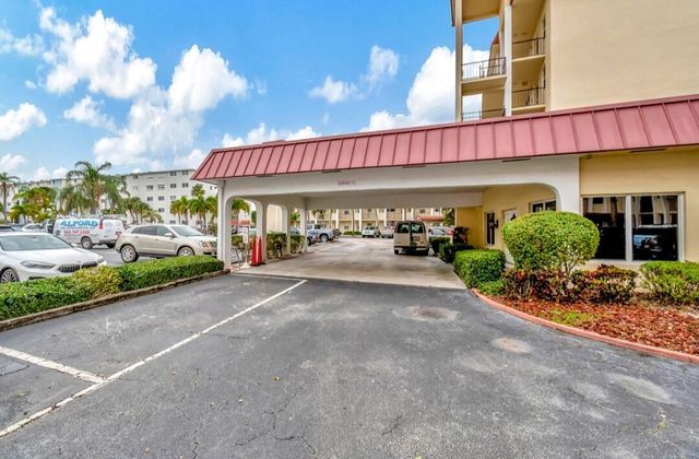 100 Paradise Harbour Boulevard 502, North Palm Beach, FL 33408