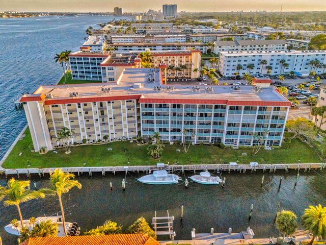 100 Paradise Harbour Boulevard 502, North Palm Beach, FL 33408