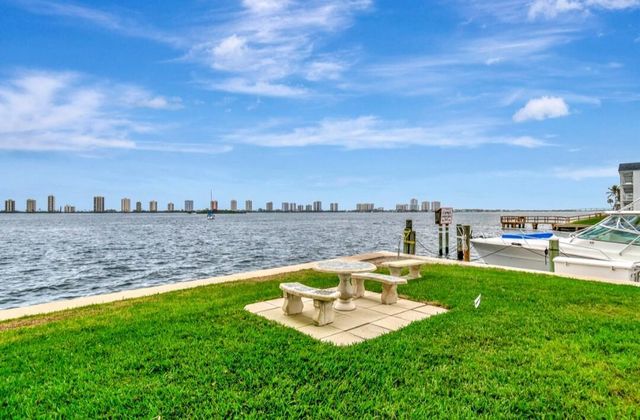 100 Paradise Harbour Boulevard 502, North Palm Beach, FL 33408
