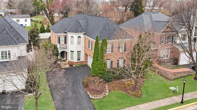 10089 MCCARTY CREST CT, Fairfax, VA 22030