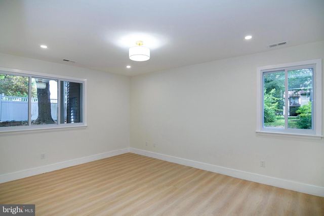 501-A MULBERRY CV, Mount Laurel, NJ 08054